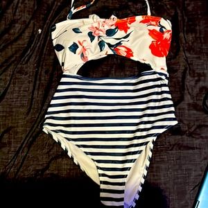 Cupshe One Piece Floral Swimsuit
